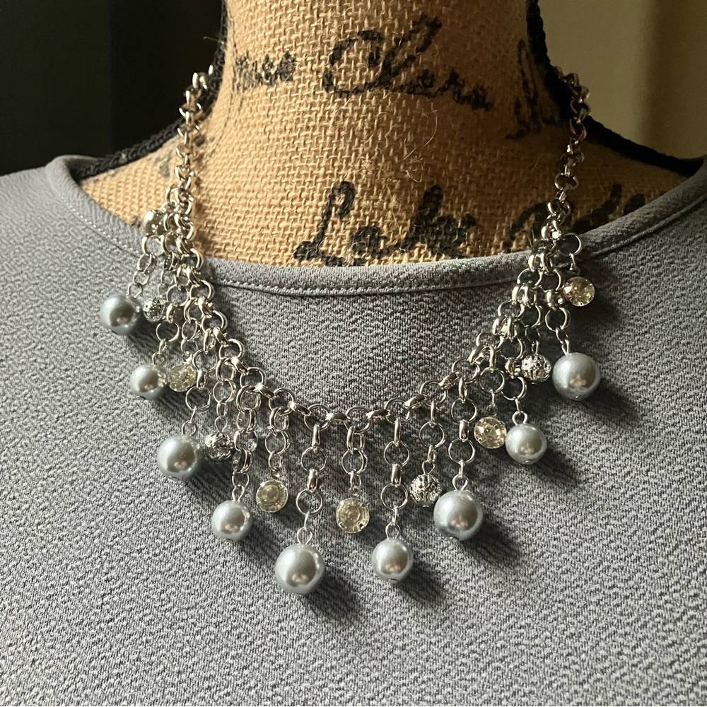 Silver pearls with crystal rhinestone necklace